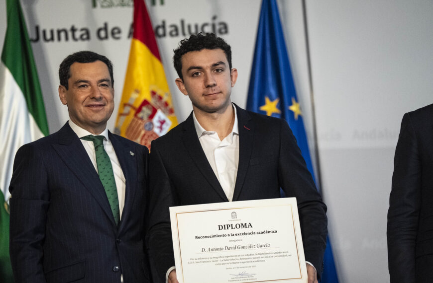 La Junta de Andalucía distingue a Antonio David González